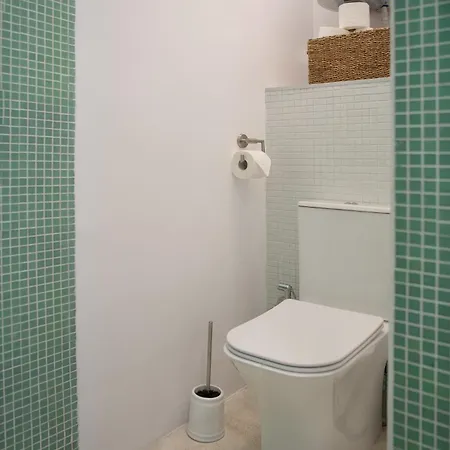 Dazzling Minimalist One Bedroom Lägenhet Sofia