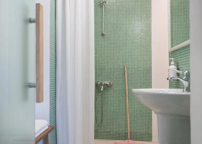 Dazzling Minimalist One Bedroom アパート *